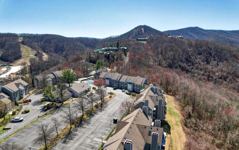 Ferienhaus New- Lovely 2-bdr2bath With Indoor Pool Hot Tub Wi-fi, Great Location Gatlinburg