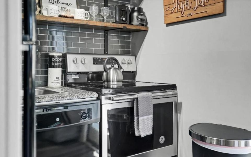 Ferienhaus New- Lovely 2-bdr2bath With Indoor Pool Hot Tub Wi-fi, Great Location